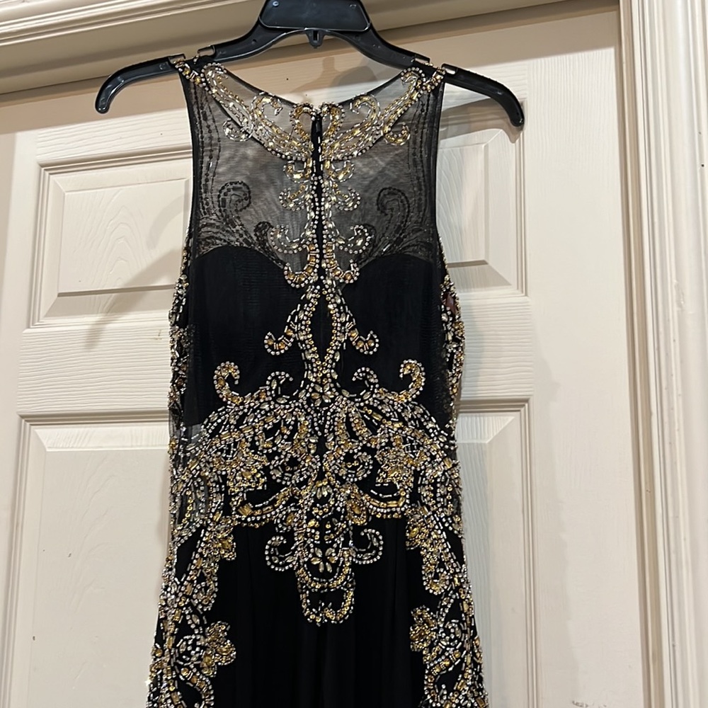 Prom dress - Picture 2 of 10